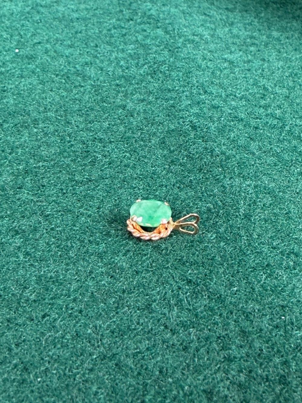 VINTAGE, 10K Gold Green Gemstone Pendant - Picture 10 of 12